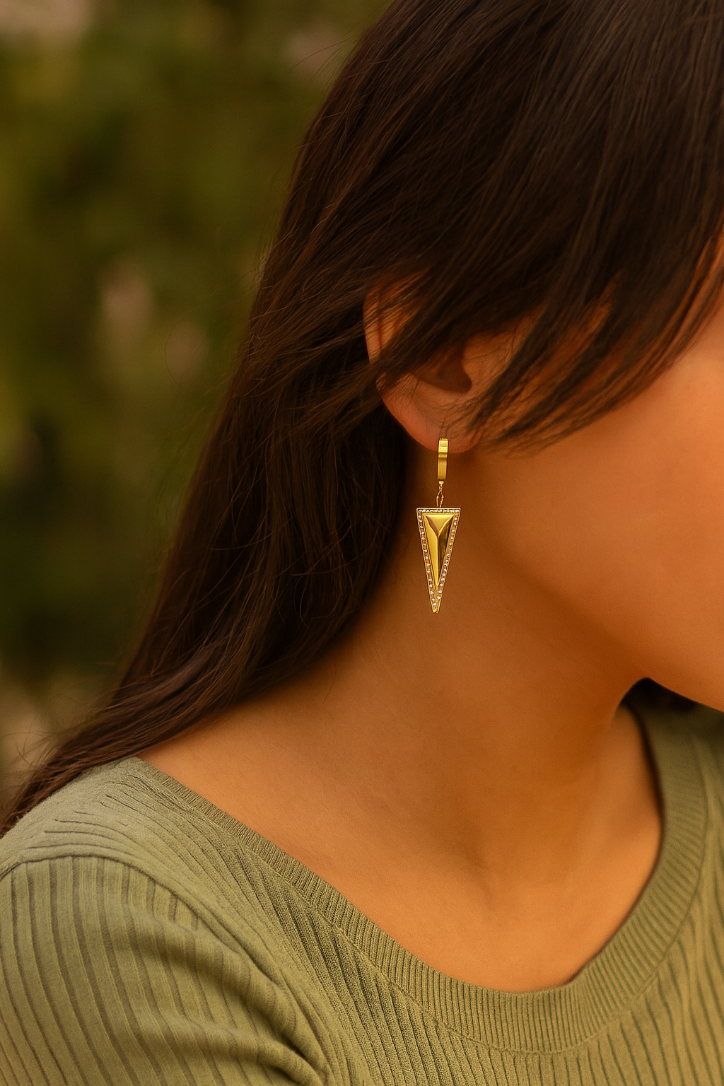 Golden Edge Triangle Hoops